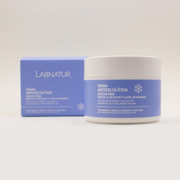 Gel crema anticelulítico efecto frío Labnatur 300ml en tarro junto a su estuche.