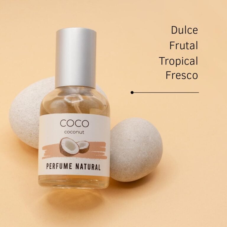 Perfume Coco 50ml Labnatur junto a dos piedras blancas y los textos dulce, frutal, tropical y fresco