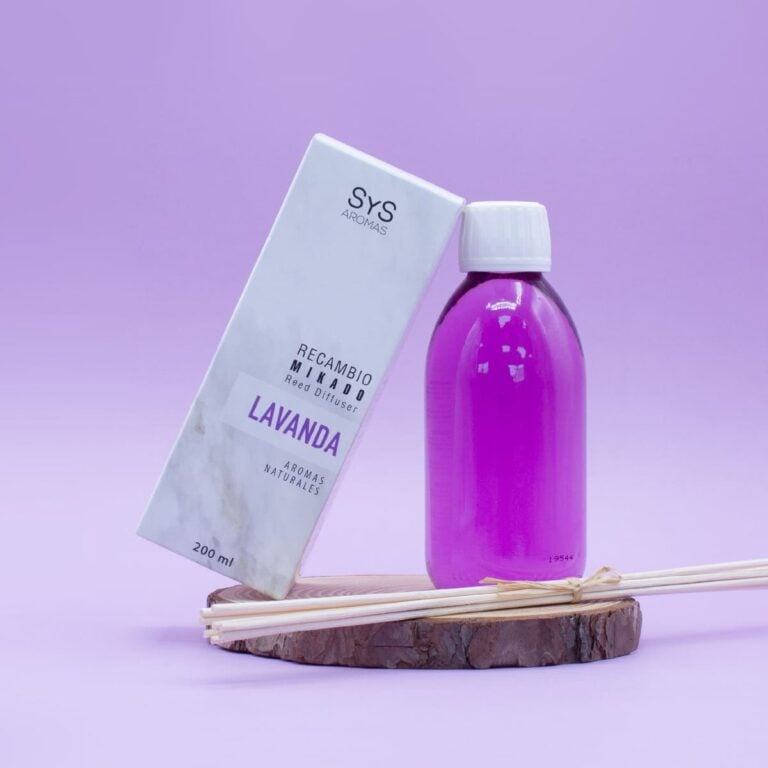 Recambio Mikado Lavanda 200ml SYS Aromas con estuche sobre base redonda de madera