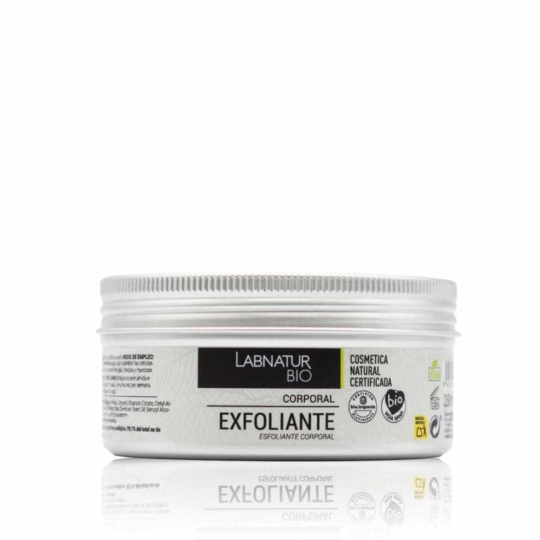 Exfoliante Corporal Labnatur Bio 250ml abierto mostrando textura exfoliante con arena volcánica y fibra de coco.
