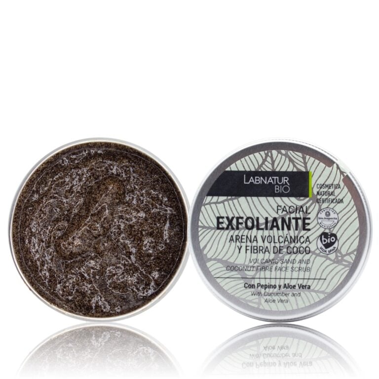 Exfoliante Facial 100ml Labnatur Bio con arena volcánica, fibra de coco, pepino y aloe vera para limpieza profunda.