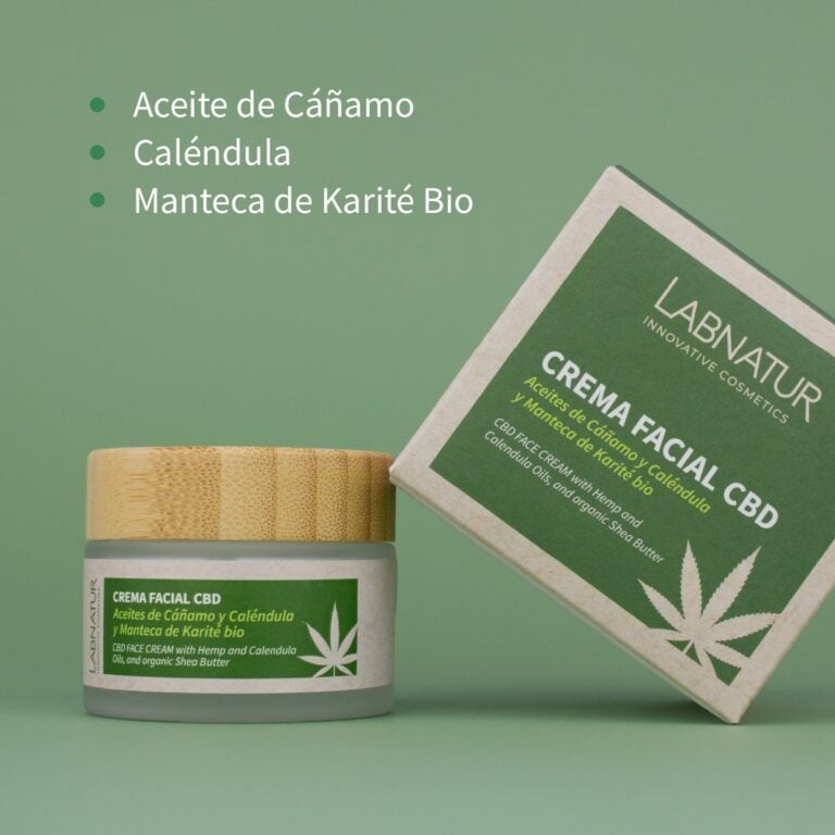Crema Facial CBD 50ml Labnatur con textura cremosa para hidratar, calmar y suavizar pieles sensibles.