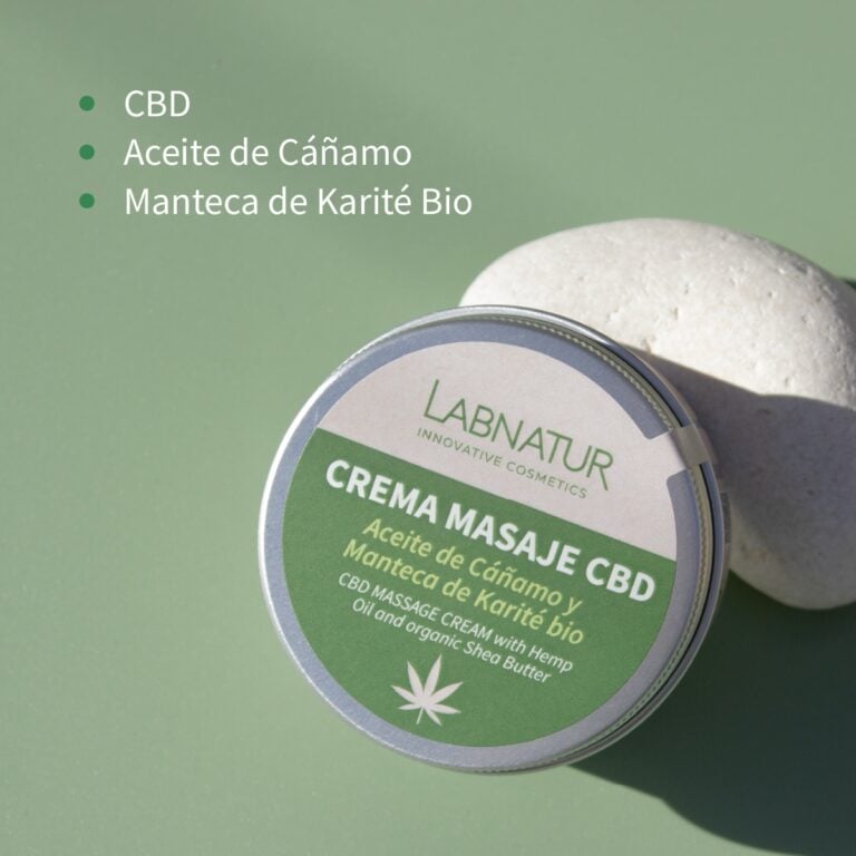 Crema Masaje CBD Labnatur 100ml con CBD, aceite de cáñamo y manteca de karité bio sobre fondo verde.